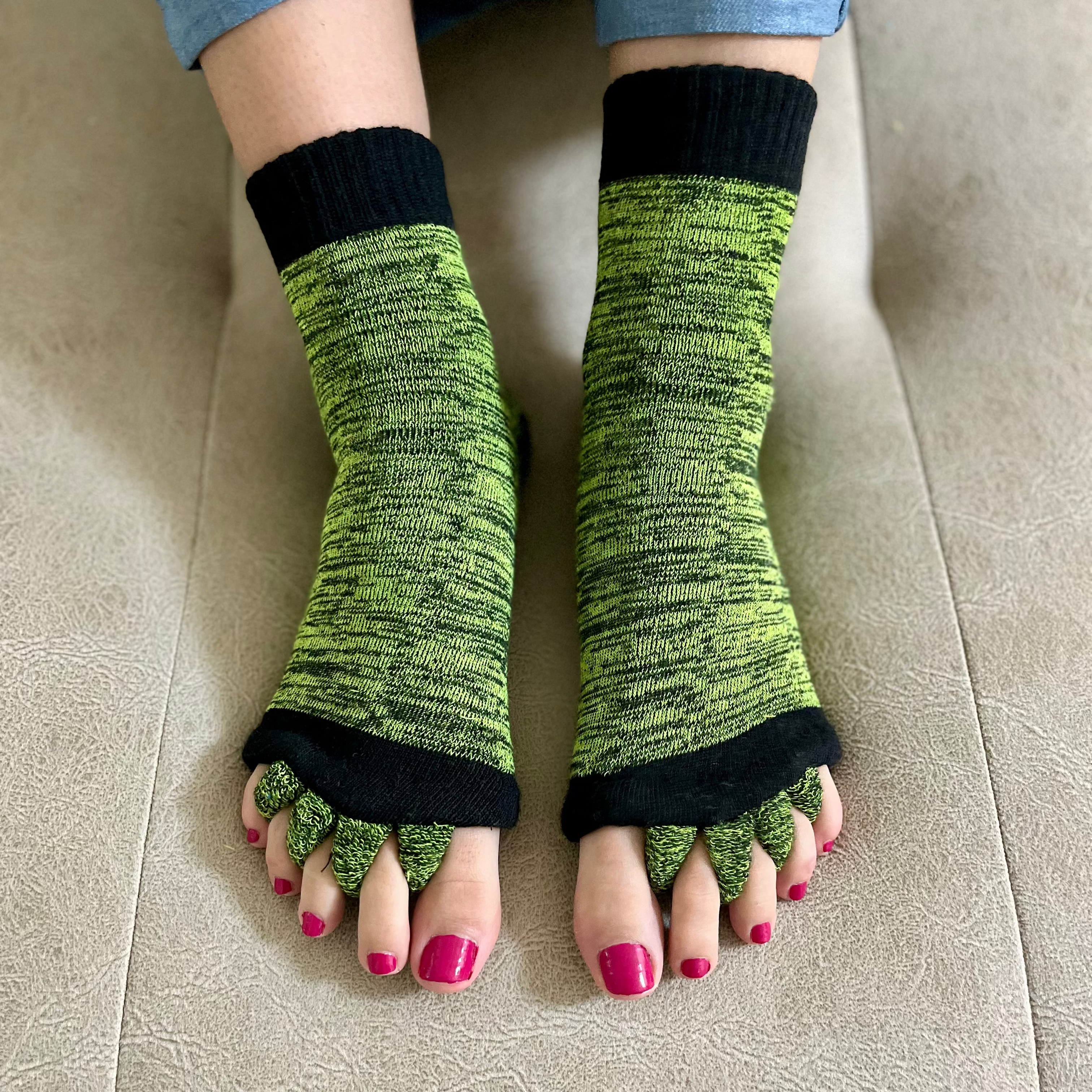 CALCETINES CON SEPARADORES DE DEDOS - GREEN