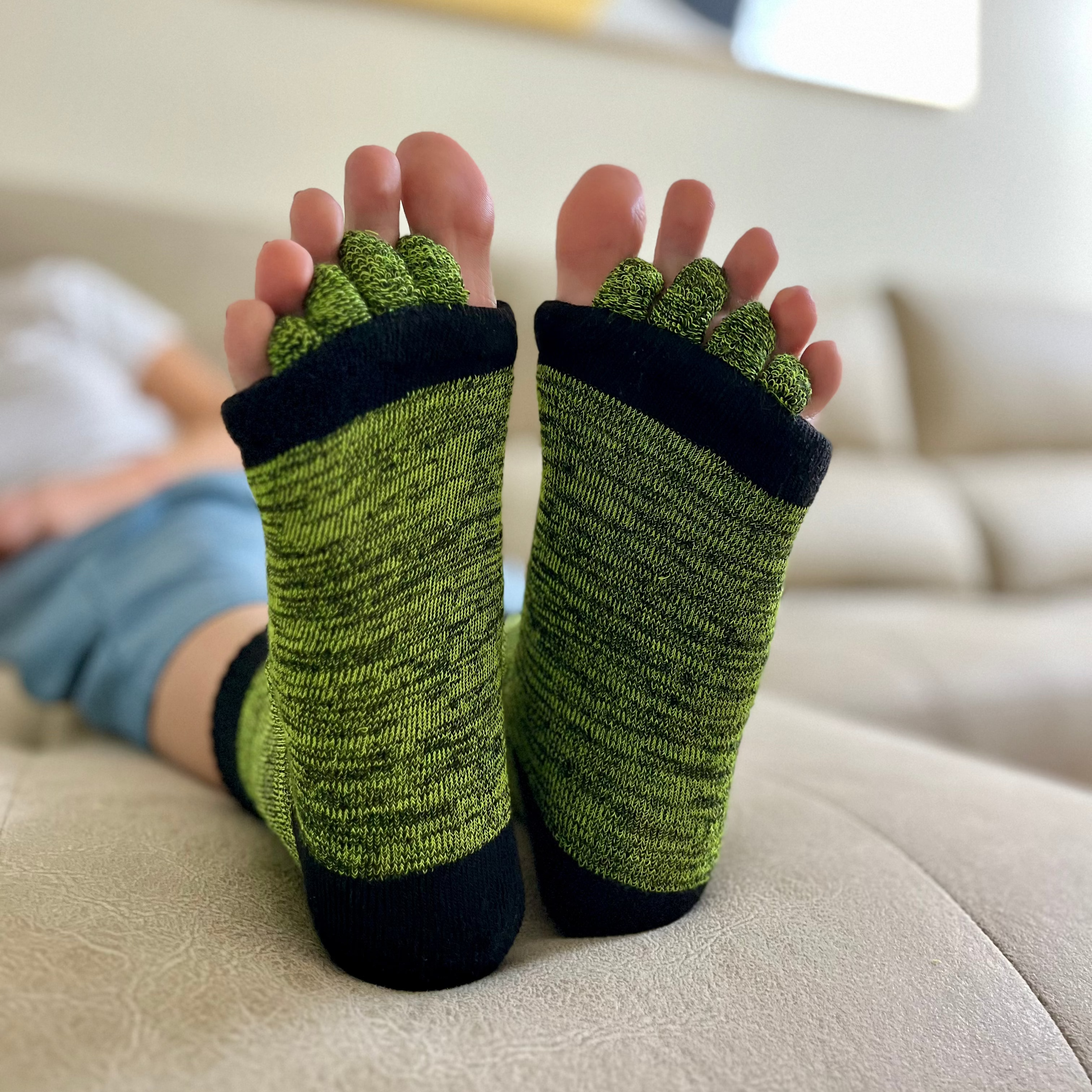 CALCETINES CON SEPARADORES DE DEDOS - GREEN