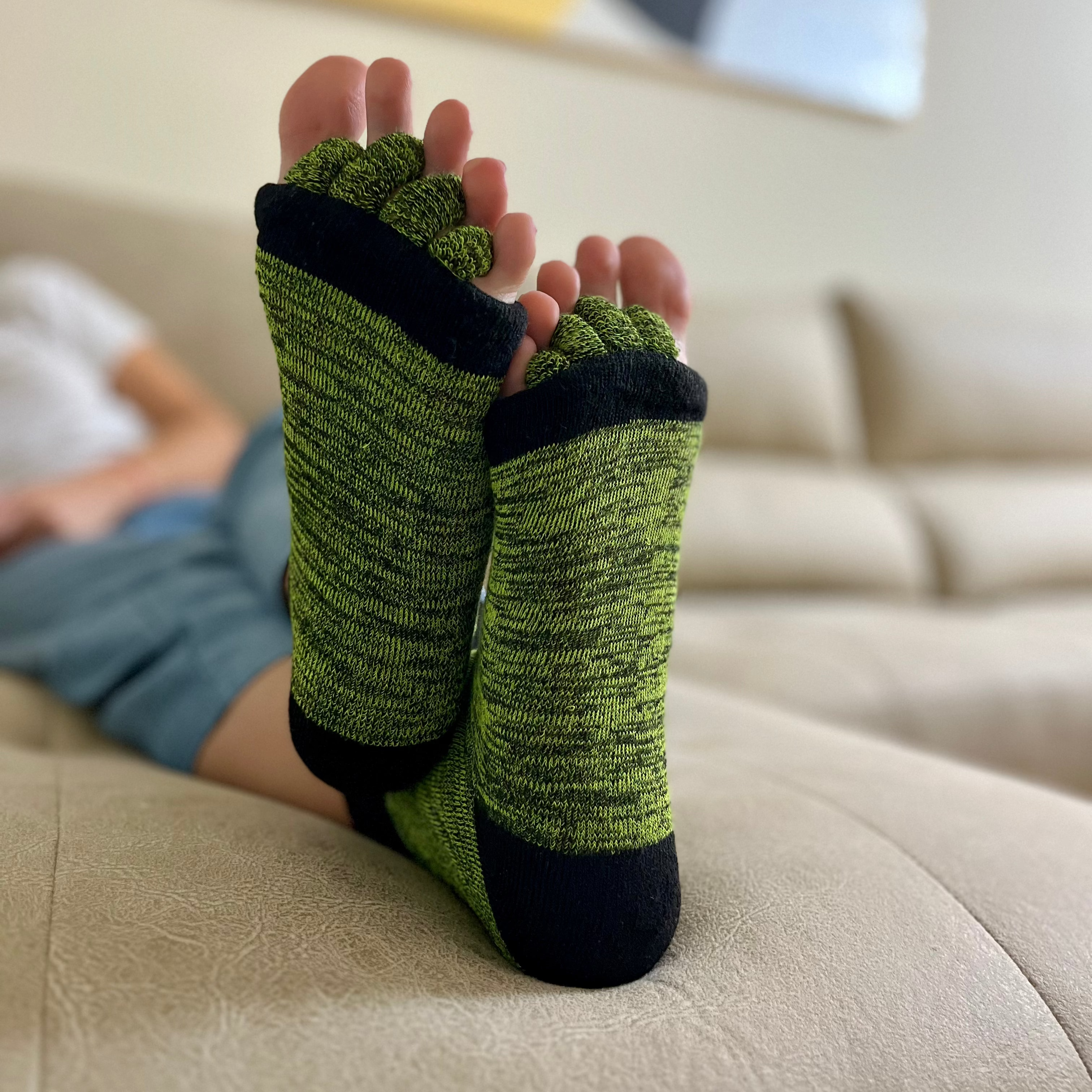 CALCETINES CON SEPARADORES DE DEDOS - GREEN